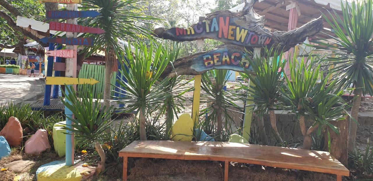 Mactan Newtown Condo With Garden And Ocean View 8Newtown Blvd Lapu-Lapu City Exterior photo